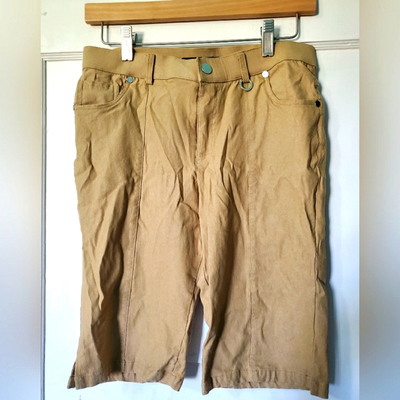 NWOT Papa Vancouver Shorts 💖 - Picture 1 of 4